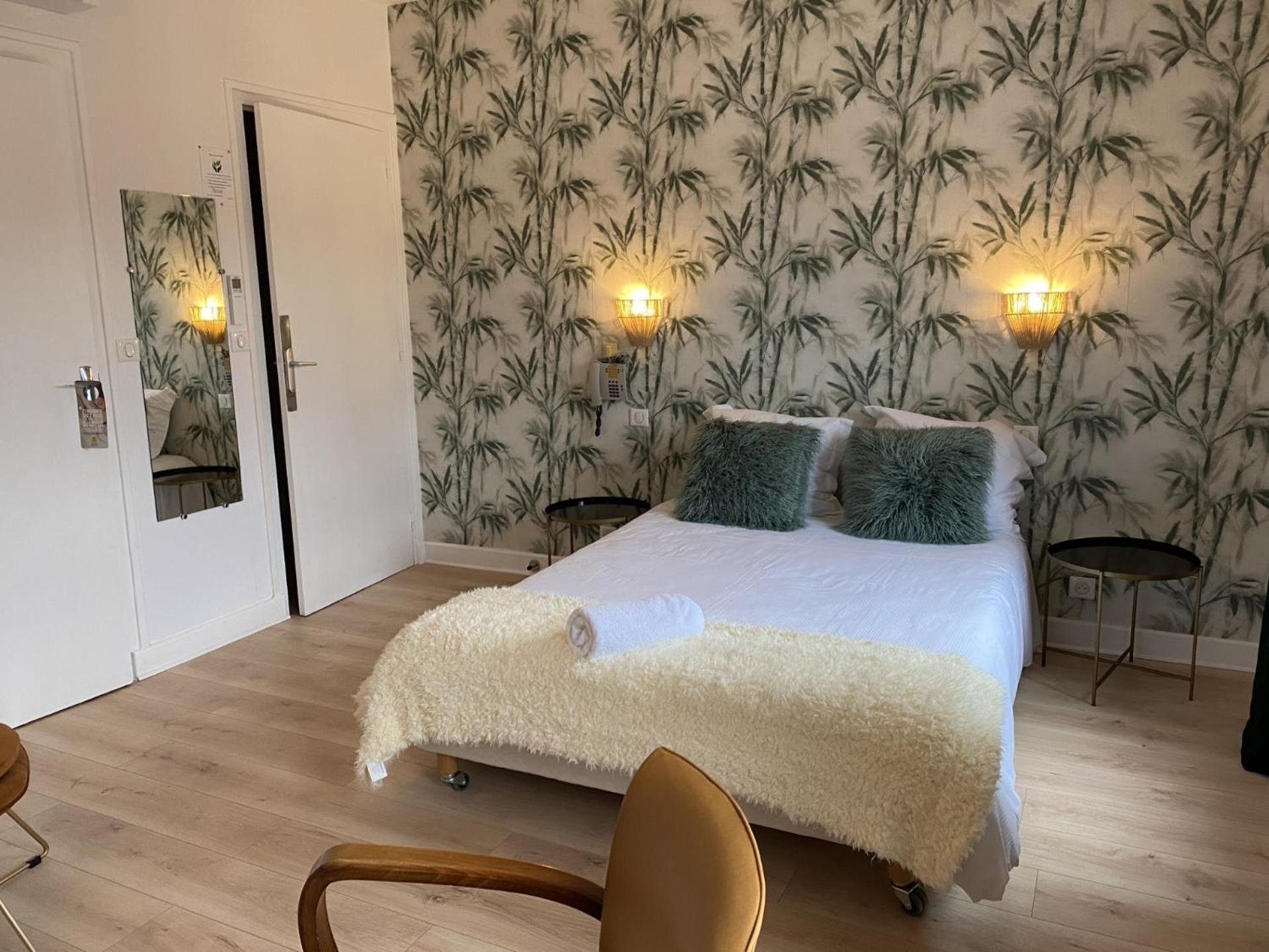 Hotel Aux Vendanges De Bourgogne Парай-ле-Мониал Екстериор снимка