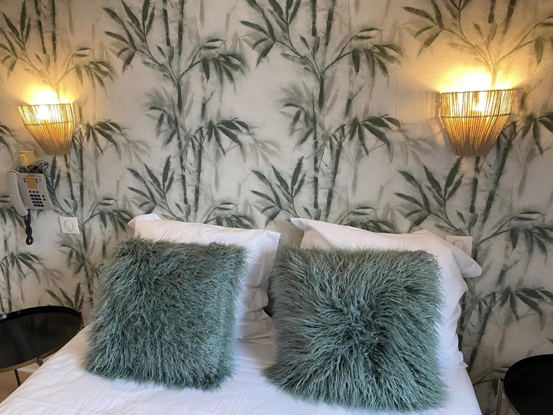 Hotel Aux Vendanges De Bourgogne Парай-ле-Мониал Екстериор снимка