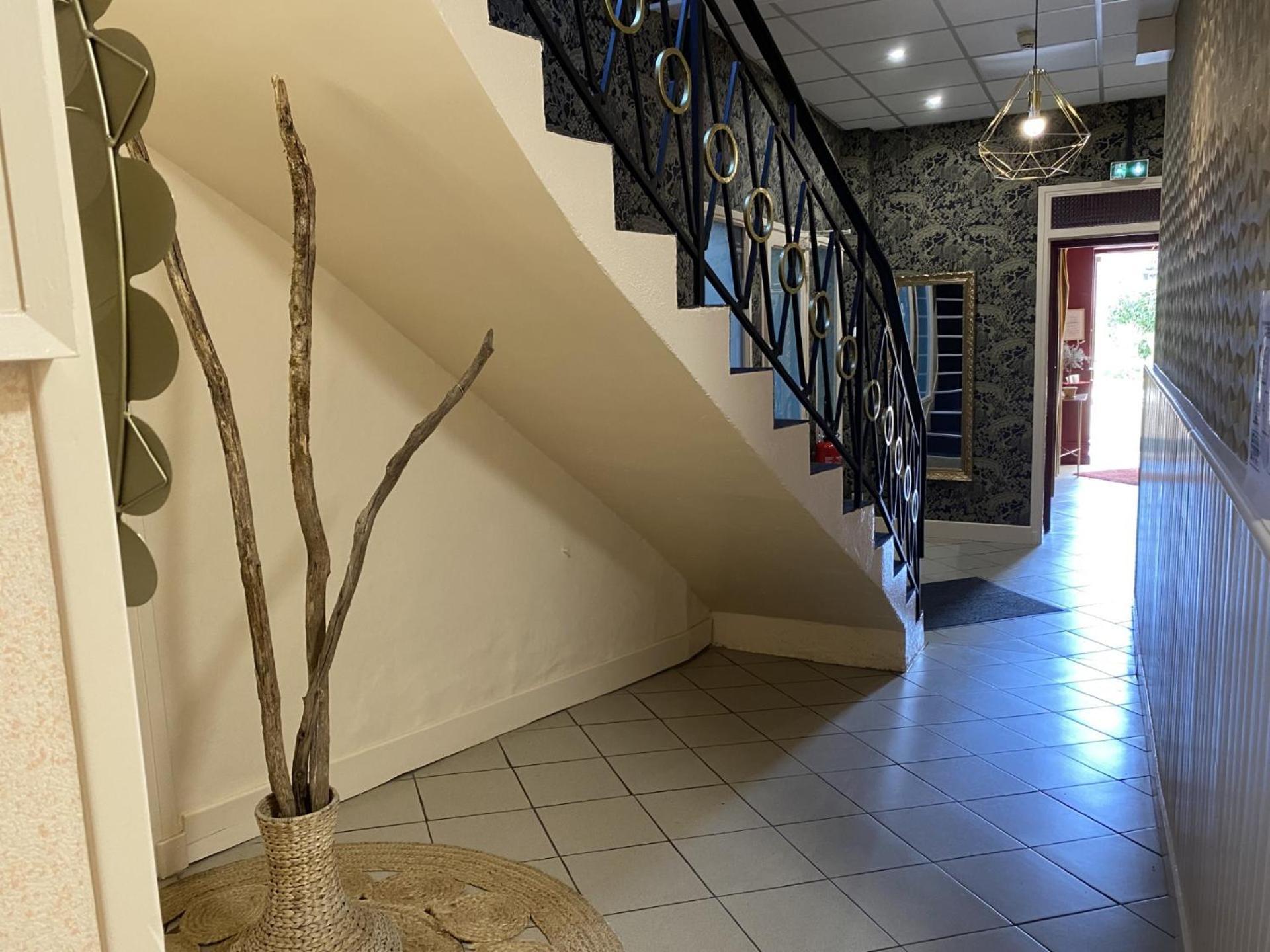Hotel Aux Vendanges De Bourgogne Парай-ле-Мониал Екстериор снимка
