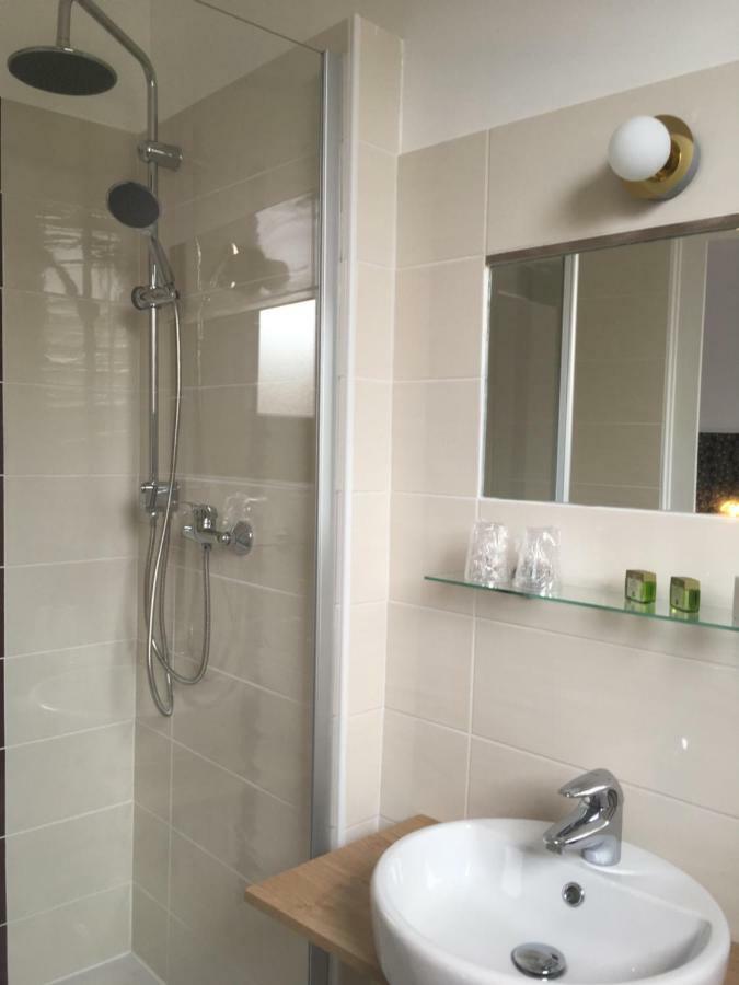 Hotel Aux Vendanges De Bourgogne Парай-ле-Мониал Екстериор снимка